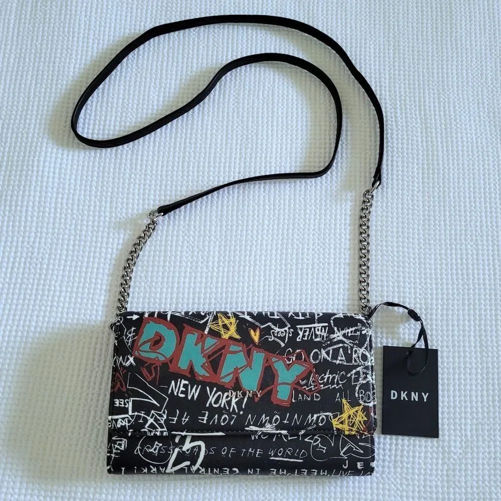 ✨️HP✨️ DKNY🗽 Gia Wallet On A Chain⛓ - NWT